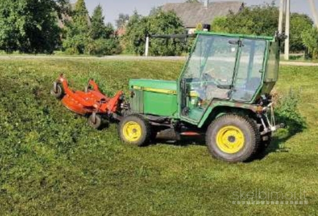 John Deere 855 puikaus stovio labai geros komplektacijos