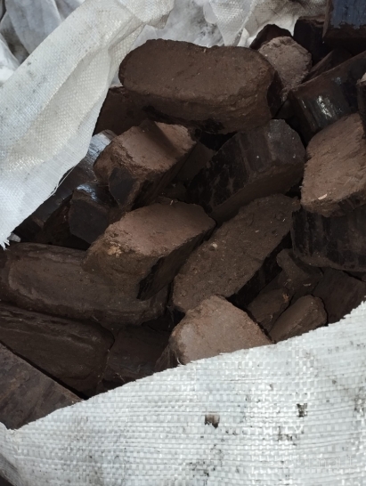Briketai Granulės Ir kitas kietas kuras +370 67498972