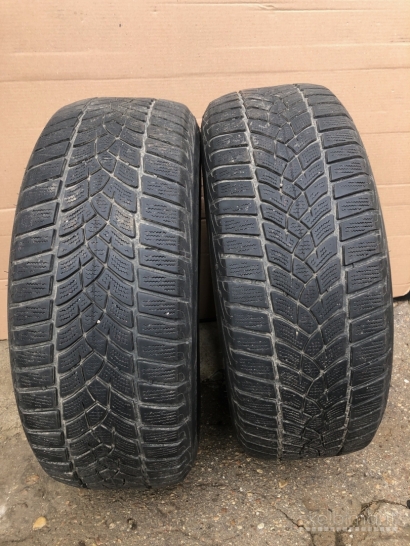 Good Year Ultra Grip 215/60 R16 99H padangos