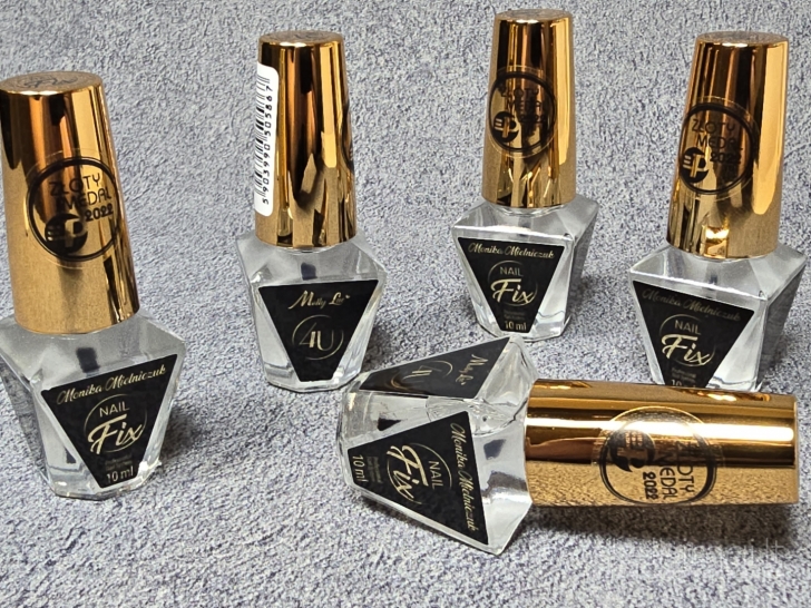 Nagų sukibimą gerinanti priemonė NAIL FIX, 10ml