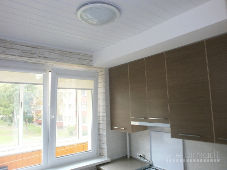 Išnuomoju 2 k. buta Vaitkaus g. renovuotame name Panevežyje