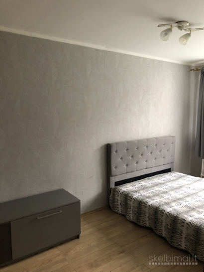 Išnuomoju 2 k. buta Vaitkaus g. renovuotame name Panevežyje