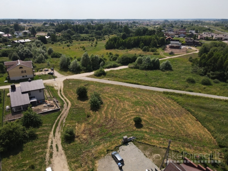 Parduodami labai geroje vietoje 15 sklypų daugiabučių namų ir kotedžų statybai