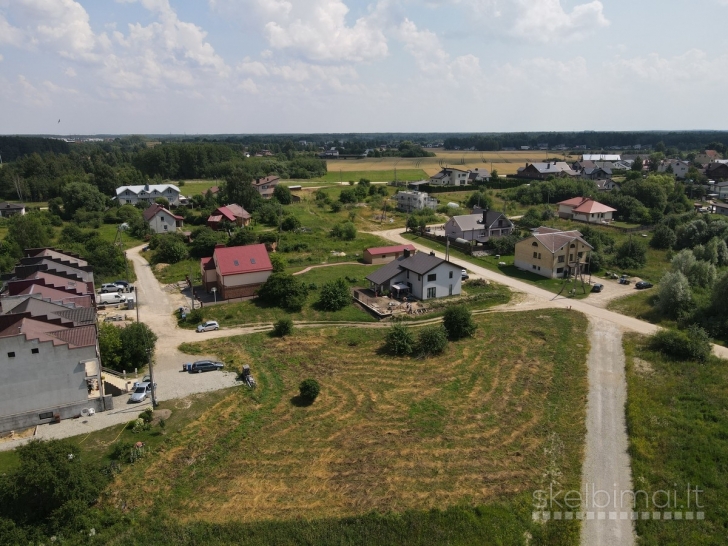 Parduodami labai geroje vietoje 15 sklypų daugiabučių namų ir kotedžų statybai