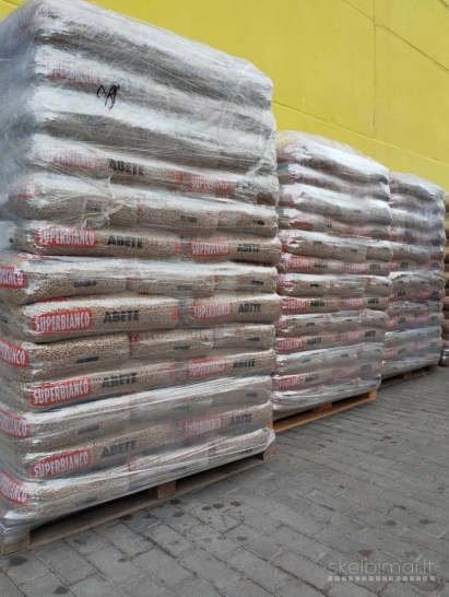 Granulės didmaišiuose 1t ir maišiukuose po 15kg.