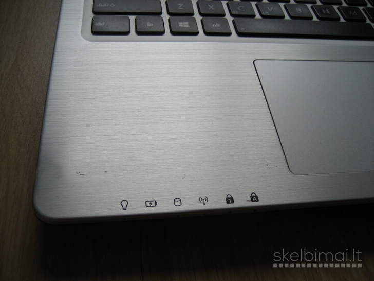 ASUS K56CM žaidimams 2GB Nvidia/ 750GB/ i5 2.60GHz