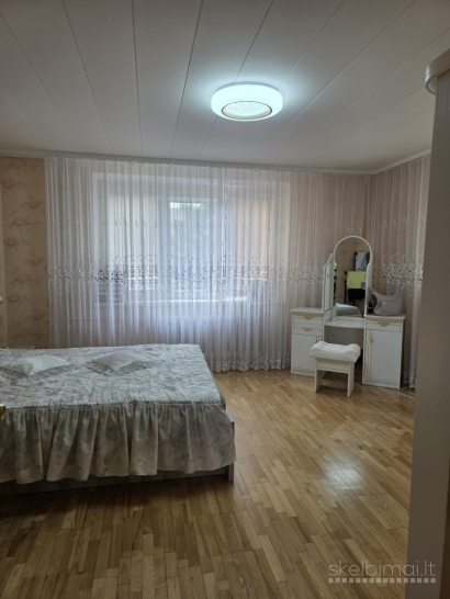 PARDUODAMAS GYVENAMASIS NAMAS MAŽEIKIUOSE, KŪLUPIO G. 16