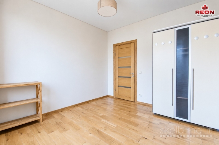 PILNAI ĮRENGTAS 3 KAMBARIŲ BUTAS OZO PARKE