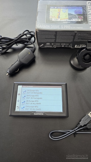 Garmin® Drive 5 Pro & Live Traffic 2027
