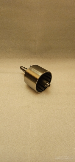Parduodamas naudotas magnetas Yamaha FZ1