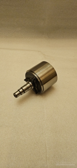Parduodamas naudotas magnetas Yamaha FZ1