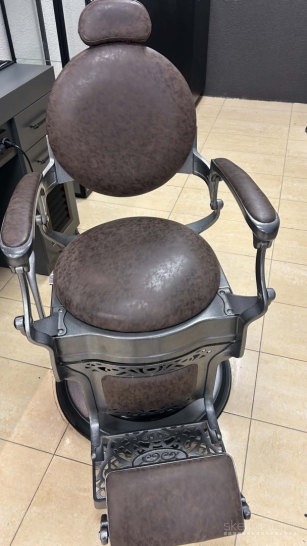 Barber konsolė su kėde