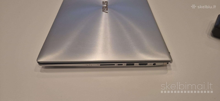 Asus zenbook UX533TFC