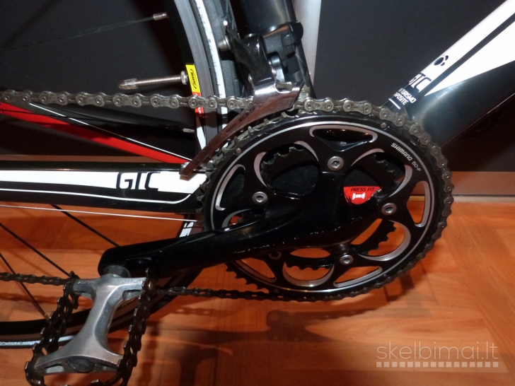 CUBE Agree GTC Pro Carbon Road Bike. 700C. XL frame. 8,5kg. Shimano Ultegra/105.